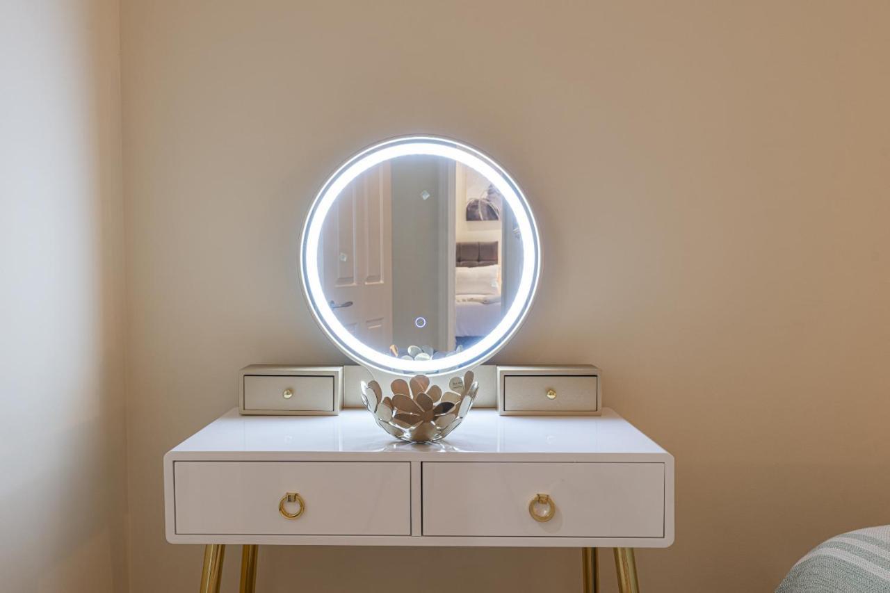 Appartamento Fabulous House Near Harrods And The Science Museum Londra Esterno foto
